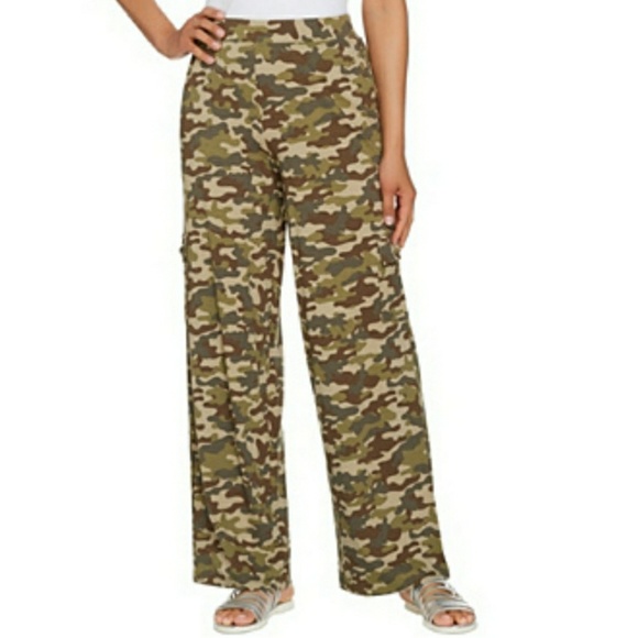 Denim&Co Pants - Denim & Co Beach Cargo Pants Size 3X